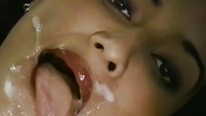 पतला कैटी देता है ब्लू सेक्सी फिल्म इंग्लिश उसे पेशाब में उसे बिल्ली