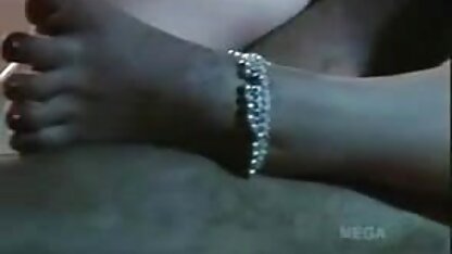 शरारती सांता सहायक % 27 एडिसन राइडर % 26 एलिक्स लिंक्स बड़े स्तन % के साथ मुश्किल हिंदी इंग्लिश में सेक्सी फिल्म कमबख्त 26 विशाल गधा