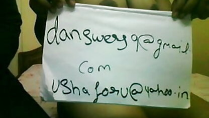 छिपे हुए कैमरे के माध्यम से माता-पिता सेक्स ब्लू इंग्लिश सेक्सी पर जासूसी