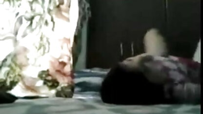 पतला श्यामला छूत बिल्ली इंग्लिश नई सेक्सी फिल्म और सुराग के लिए एक शक्तिशाली संभोग सुख