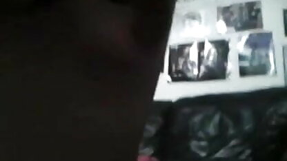 जासूस, जूलिया ऐन वेब वीडियो सेक्सी इंग्लिश फिल्म कैमरा के सामने एक सफल मुर्गा द्वारा गड़बड़!