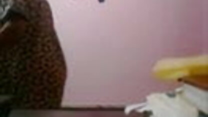 सौतेला भाई और बहन बेडरूम में कमबख्त हिंदी इंग्लिश में सेक्सी फिल्म