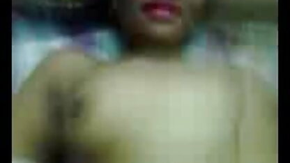 आधी बहनों बीपी पिक्चर सेक्सी इंग्लिश ने क्रिसमस के लिए अपने भाई जेएमजे क्रेम्पई को दिया