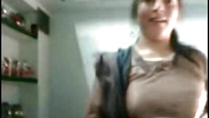 उमस भरे यूरोपीय सुनहरे बालों वाली उसे दिलेर बिल्ली पूल इंग्लिश सेक्सी फिल्म वीडियो टेबल पर