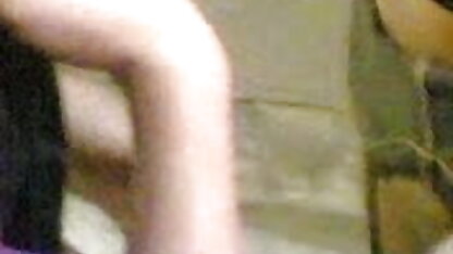 फुटेज के इंग्लिश सेक्सी पिक्चर बीपी हर विस्तार के न्यडिस्ट समुद्र तट, वीडियो के सामने एक छिपे हुए कैमरे के सामने एक वेब कैमरा