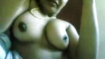 मजबूत पुरुष मुर्गा में गुदा इंग्लिश मूवी सेक्सी वीडियो छेद के साथ एक सुनहरे बालों वाली पोशाक में