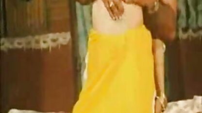 सेक्सी लैटिना वह ब्लू सेक्सी वीडियो इंग्लिश में पुरुष खोलता है और आँसू