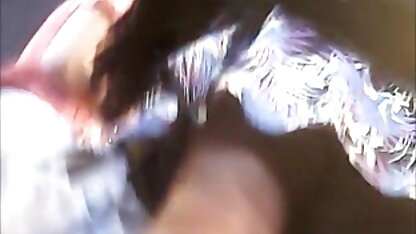 उमस भरे महिला के साथ बड़े स्तन और गोल-मटोल काले इंग्लिश सेक्सी पिक्चर इंग्लिश सेक्सी पिक्चर गधे