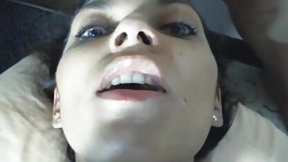 पत्नी दो दोस्तों मुर्गा इंग्लिश फिल्म सेक्सी बीएफ वीडियो लेता है और सह स्तन पर