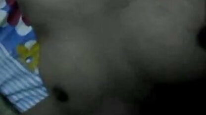 दिखा बिल्ली के तहत दूधिया लेटेक्स इंग्लिश हिंदी मूवी सेक्सी