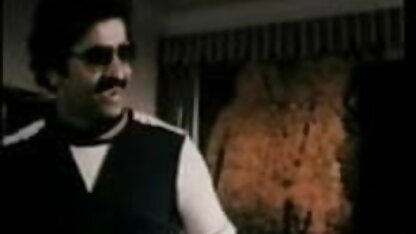 सेक्सी इंग्लिश हिंदी सेक्सी फिल्म कार्यालय लड़की हस्तमैथुन करने के लिए दोस्त मना