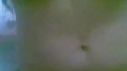 वह fucks Oldman ट्यूब और squirts इंग्लिश सेक्सी ब्लू फिल्म