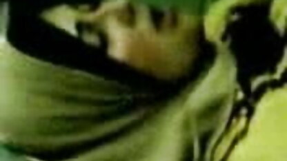 और इंग्लिश में सेक्सी फिल्में लड़कियों के साथ, दोस्त और करता है