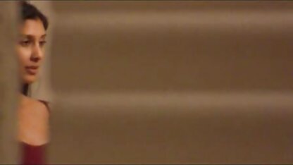 पत्नी एक अजनबी सेक्सी इंग्लिश फिल्में के लिए, जबकि व्यभिचारी पति पति उसे