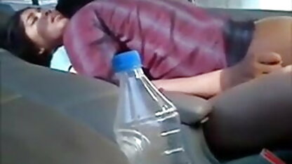 सेक्सी हानी ज़ारा दो दोस्तों के साथ मिलकर सभी सह पीने के लिए वे कर सकते हैं इंग्लिश सेक्सी फिल्म वीडियो में