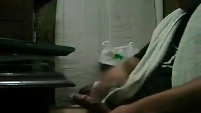 सेक्सी किशोर सामूहिक हो जाता है और तीन तरीकों से प्रेषित ब्लू इंग्लिश सेक्सी फिल्म हो जाता है