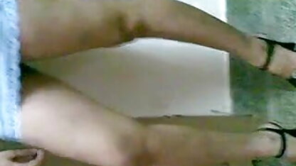 वह और इंग्लिश पिक्चर सेक्सी ब्लू पिक्चर उसके पति देखता है