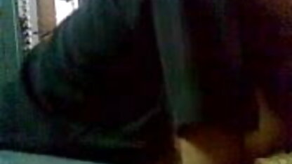 एकल वह पुरुष इंग्लिश फिल्म सेक्सी में बेवकूफ बंद मुर्गा और एक विस्फोट