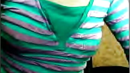 जासूसी सेक्स इंग्लिश फिल्म वीडियो सेक्सी के साथ लंबे बालों वाली श्यामला रेस्तरां में स्नानघर