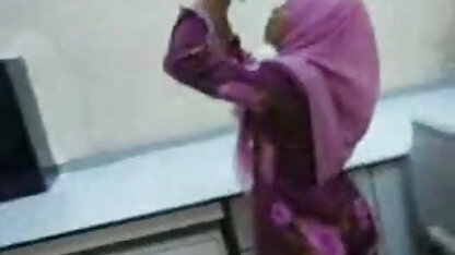 नकाबपोश पति पहली इंग्लिश की सेक्सी फिल्म वीडियो बार में हटा दिया घर का बना अश्लील मौखिक सेक्स के साथ