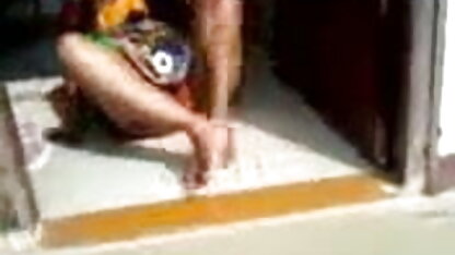 खड़ी कुछ इंग्लिश सेक्सी ब्लू पिक्चर दिनों के लिए, एलिसन टायलर दर्शक सह में मदद करता है