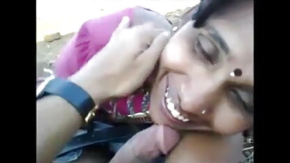 सौतेली कन्या अलीना सौंदर्य चरण सेक्सी ब्लू फिल्म इंग्लिश में माँ द्वारा गड़बड़