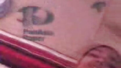 सेक्सी श्यामला भौंरा बेब उसे आदमी रॉड के इंग्लिश पिक्चर वीडियो सेक्सी साथ खेलता है