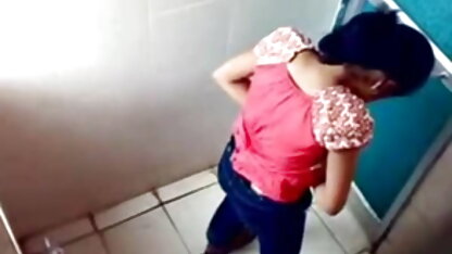 गुदा वीडियो इंग्लिश फिल्म सेक्सी सेक्स के साथ बहिन, बेल्ट और मुर्गा