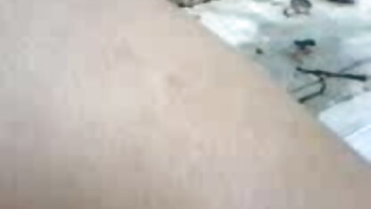 छोटे स्तन के ब्लू फिल्म सेक्सी इंग्लिश साथ एजे एपलगेट चट्टानों की तरह एक कठिन ट्यूब पर सवारी करता है