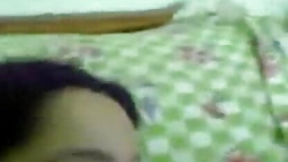 धूम्रपान इंग्लिश हिंदी सेक्सी फिल्म गर्म वह पुरुष में लाल अधोवस्त्र एकल