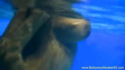 वह इंग्लिश की सेक्सी फिल्म पुरुष लग रहा है गर्म और सींग का बना हुआ में उसे लाइव स्ट्रीमिंग वेब कैमरा