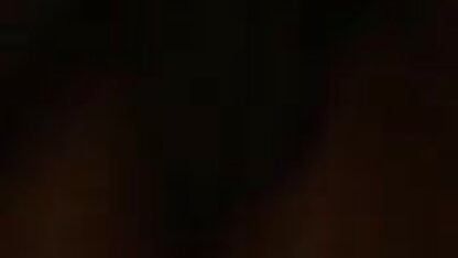 एकल सुनहरे बालों voluptuously खींचती एक boner सेक्सी ब्लू फिल्म इंग्लिश