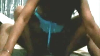 स्पेनिश इंग्लिश बीपी ब्लू सेक्सी में