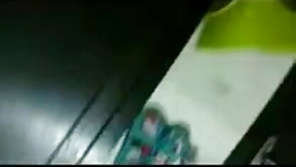 स्टड शेयरों उसकी सुडौल प्रेमिका के साथ विशाल स्तन इंग्लिश फिल्म सेक्सी हिंदी के साथ उसका सबसे अच्छा दोस्त