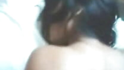 युवा प्यारी सींग का मगदलीना के चरण माँ के इंग्लिश ब्लू मूवी सेक्सी लिए उसे बिल्ली फैलता है