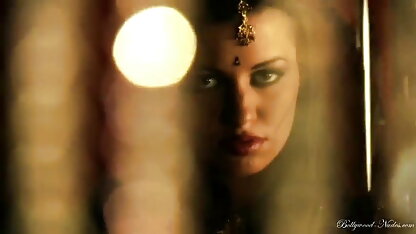 पतला वह पुरुष हो जाता इंग्लिश पिक्चर सेक्सी ब्लू है मुर्गा कमबख्त