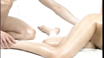 काले बालों वाली फूहड़ एक ही समय में इंग्लिश सेक्सी फुल मूवी वीडियो तीन काला मुर्गा लेता है