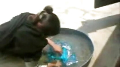 छोटा संचिका गोल्डी ओर्टिज़ एक कठिन आदमी के मांस पर आदमी की सवारी करता है सेक्सी पिक्चर इंग्लिश में