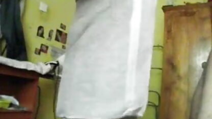 spanked गधा प्यार सेक्सी सेक्सी इंग्लिश फिल्म करता है उसे Domme