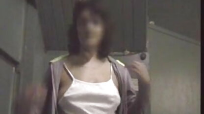 एक सुंदर सर्दियों के साथ घर पर सैन सेक्सी इंग्लिश पिक्चर पट्टी का पर्व