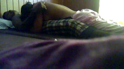 सौतेली बहनों ब्लैक के साथ सेक्सी इंग्लिश बीपी पिक्चर अंतरजातीय त्रिगुट खराब कर दिया है