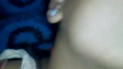 सेक्सवाइफ पति के काले बॉस को सेक्सी ब्लू फिल्म इंग्लिश खुश करने के लिए होटल में