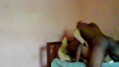 छोटे बाल बेब स्काई इंग्लिश फिल्म सेक्सी फिल्म ब्लू एक बड़ा काला मुर्गा द्वारा गड़बड़ है